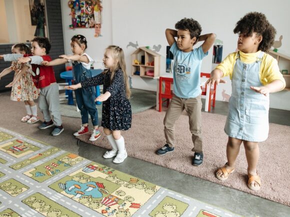 الألعاب التعليمية:  كيف نعزز تعلم الأطفال من خلال اللعب؟