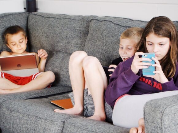 Screen Usage Effects on Children: Limiting Before School