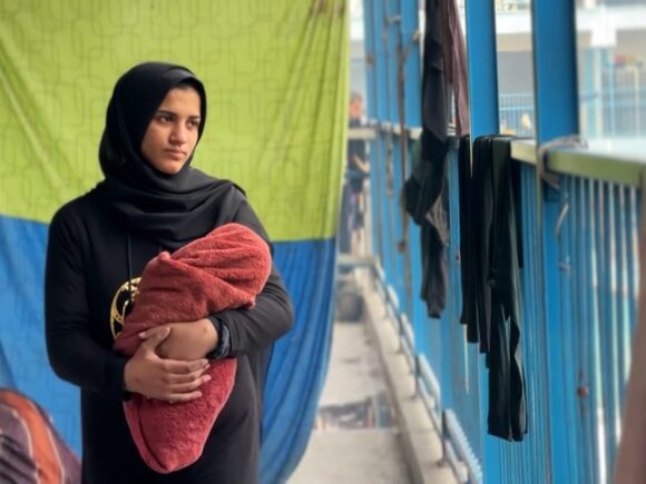 النساء الحوامل في غزة تحت الحصار: صراع من أجل الحياة